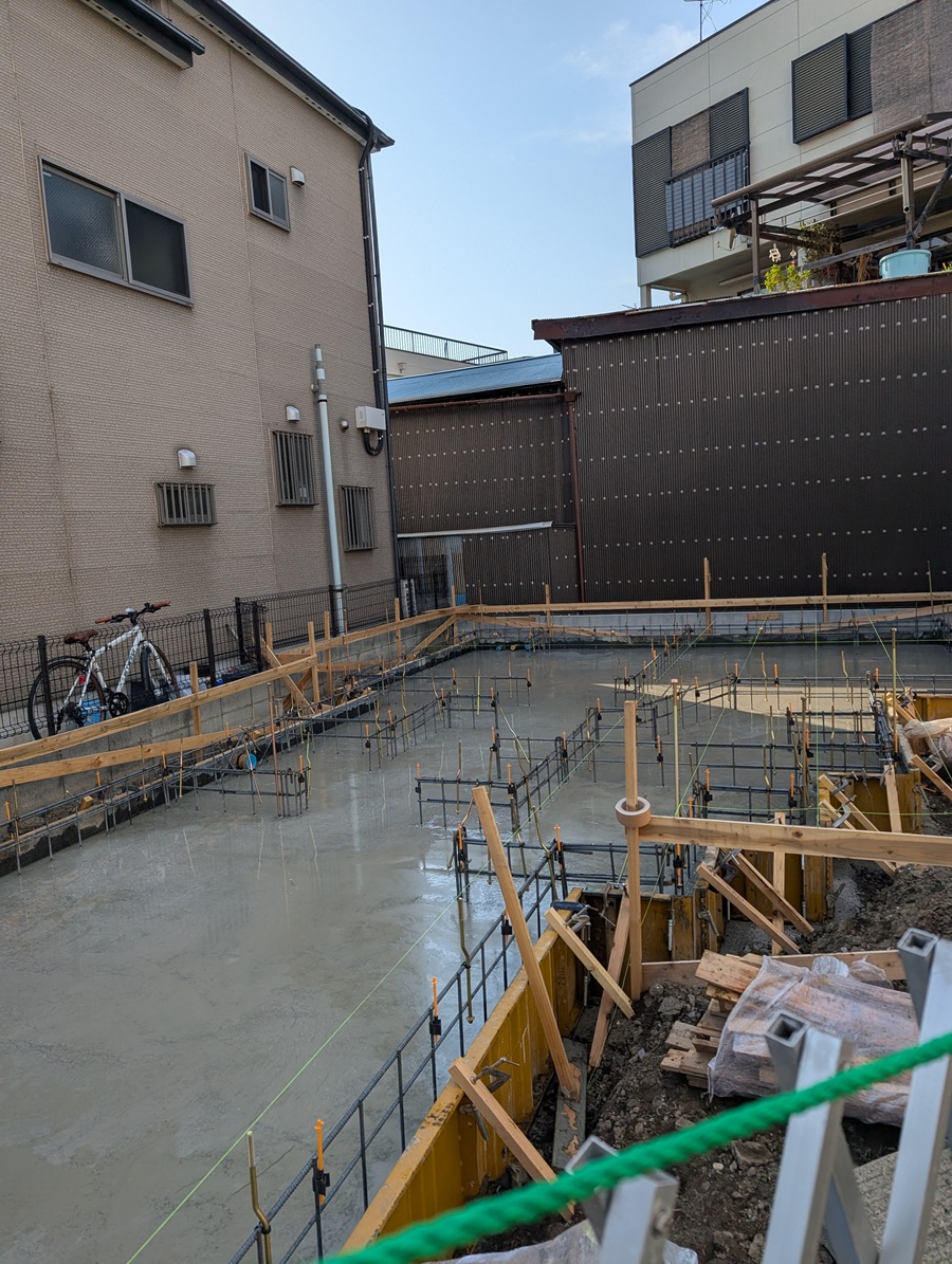 小島様邸基礎コンクリート打設02